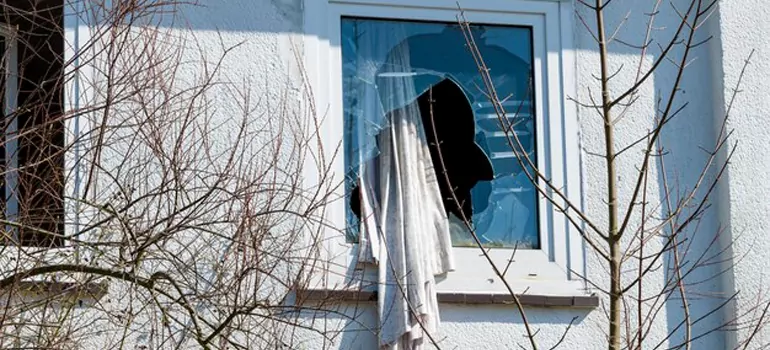 Storm Window Installation Contractors in Ocoee, FL