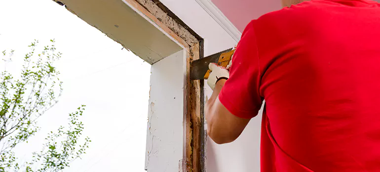 Residential Accordion Door Repair in Ocoee, FL