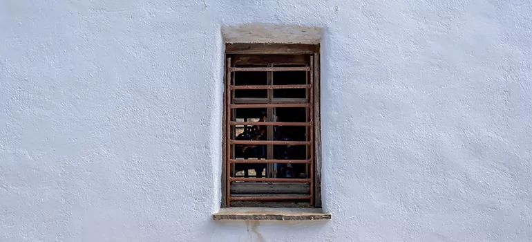 Residential Accordion Door Repair in Ocoee, FL